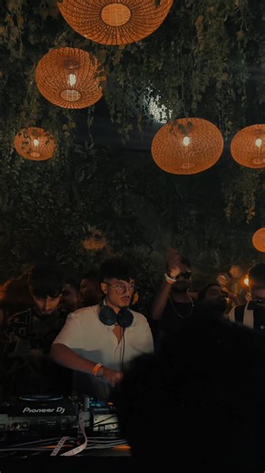Closed the night where the energy peaked and the crowd became one❤️ @SYNKT at Backstage by Pirates 🔥