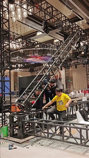 #AluminumStageTruss #CustomEventSolution #WeddingStage #LightingTruss #StageSystem #EventContractor