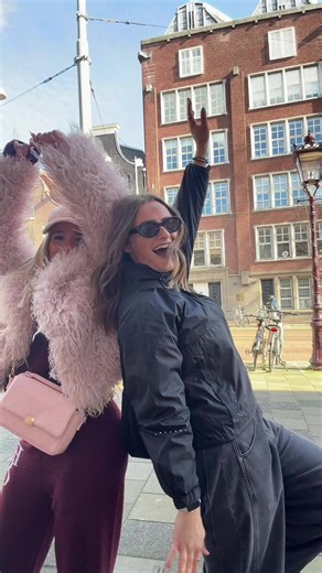 How to Style Oversized Outfits