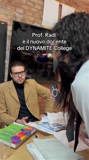 Le diamo ufficialmente il benvenuto nel DYNAMITE College prof @Matteo Radi. Non sarà facile tenere a bada i ragazzi, soprattutto i 5 dell band. Faccia del suo meglio🎓🇱🇻🏫 #college #school #girls #proff #divisa