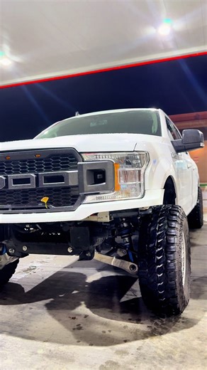 Understanding Prerunners and Off-Road Vehicles