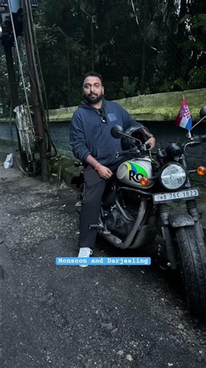 Vineet Sir Diksha Mam Enjoying Darjeeling and Monsoon Bike Ride❤️ #bike #nature #roadtrip #monsoon