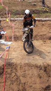 29K views · 30K reactions | At over 50 years old, he’s still outperforming 99% of the Hard Enduro world. This final climb was absolutely insane, with a no foot down rule that separated the true kings from the rest. Pure mastery. #endurolife #dirtbike #hardenduro #extremeenduro #enduro #hiuselatan | Enduro Life Media | Facebook