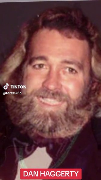 #morph Remembering actor DAN HAGGERTY (1941 – 2016), who was born on November 19th. He is best known as Grizzly Adams in the title role of the 1974 Sunn Classic Pictures feature, The Life and Times of Grizzly Adams.#danhaggerty #birthday #grizzlyadams #genx #teree323
