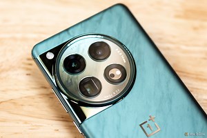 OnePlus 12 Review: Alternative to Premium iPhone and Galaxy Lines