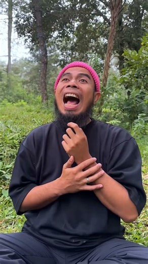 Emergency Arm Hack 🚨#camping #survival#hack #outdoors