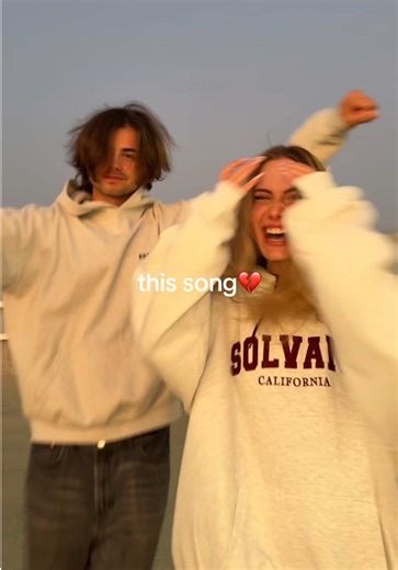 #couplevideos #coupletiktoks #trendingsound #damianodavid #fypage #fyp | Couple Videos