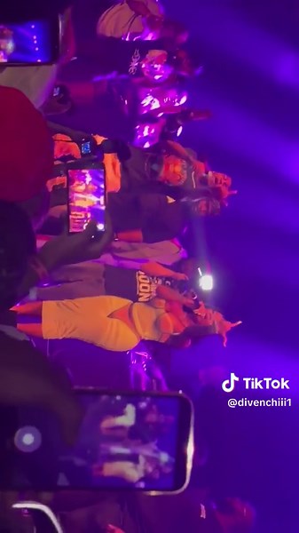 City Cinderella Stunning Look at Night