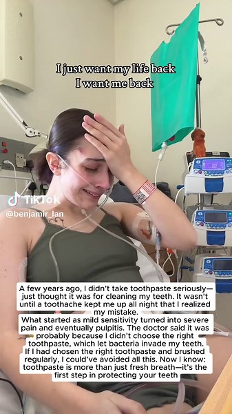 A few years ago, I didn’t take toothpaste seriously—just thought it was for cleaning my teeth. It wasn’t until a toothache kept me up all night that I realized my mistake. What started as mild sensitivity turned into severe pain and eventually pulpitis. The doctor said it was probably because I didn’t choose the right toothpaste, which let bacteria invade my teeth. If I had chosen the right toothpaste and brushed regularly, I could’ve avoided all this. Now I know: toothpaste is more than just fr