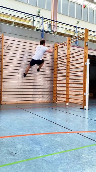 der Typ einfach eine Legende und Inspiration🙌🏻♥️ #jackiechan #parkour #challenge #training #workout #freerunning #athlete