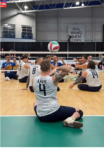 USA vs Italy sitting volleyball — this changes everything. The speed, the reactions, the heart… who knew the game could look this good? 🏐🇺🇸🇮🇹 Watch live on YouTube @TurnstoneCenter #Volleyball #SittingVolleyball #FtWayne2025WorldCup #USAVolleyball @USA Volleyball