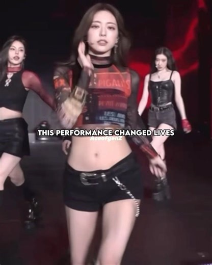 LIA WOULDVE ATE TS UP!! #itzy #midzy #chaeryeong #yuna #ryujin #yeji #lia