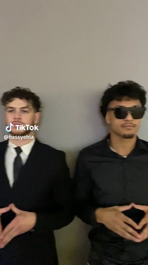 Five Nights at Freddy's Cinematic Suits Showcase