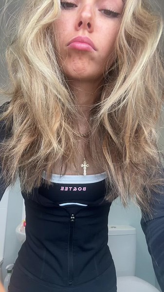 Courtney Robinson (@courtney12396)’s videos with original sound - 🧍🏾‍♀️🧍🏾‍♀️