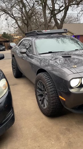 Custom Safari Car Build | Off-Road Adventure with 33s Tires