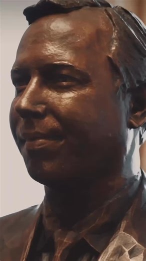 Escaneo 3D aplicado a patrimonio y arte 🔍 Registro de un proyecto desarrollado por @courgrandducale, donde se integró tecnología de escaneo 3D Artec como parte del proceso de digitalización. 🧠 Tecnología de escaneo 3D: Artec 3D 🎥 Proyecto y video original: @courgrandducale En Villner, como partner estratégico de Artec 3D en Chile, trabajamos con esta misma tecnología en aplicaciones técnicas, industriales y de ingeniería. #Artec3D #Escaneo3D #Tecnología3D #Patrimonio #Ingeniería | Villner