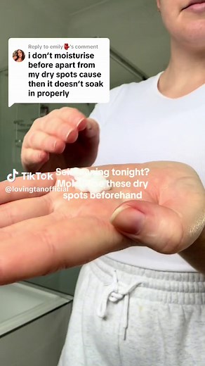 Replying to @emily👺 Where you should moisturise before applying self-tan💗 #lovingtan #tanningroutine #dryspots #moisturise #tanningtips #tanninghack #toptip #selftanhack #skincareroutine #producttexture