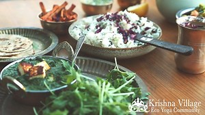 Learn to prepare delicious vegetarian meals following ANCIENT AYURVEDIC PRINCIPLES: https://krishnavillage-retreat.com/ayurvedic-cooking ~~~ As a sister philosophy of yoga, Ayurveda is the science of life and longevity (Ayu: Life, Veda: Knowledge). Join Devi and Mukunda for a delicious AYURVEDIC COOKING WEEKEND to understand your physical constitution (dosha), adjust your nutrition and learn how to make a variety of EASY, NUTRITIOUS, HEALTHY, VEGETARIAN DISHES. ~~~ Dates & details are available 