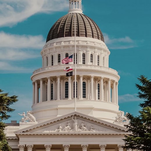 New name. Same commitment. Gold Runner is the train and bus service connecting you to California. Now boarding. | Gold Runner