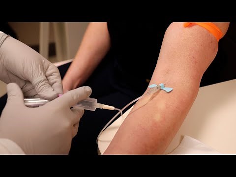 Mayo Clinic Minute - The vital role of phlebotomists in blood collection