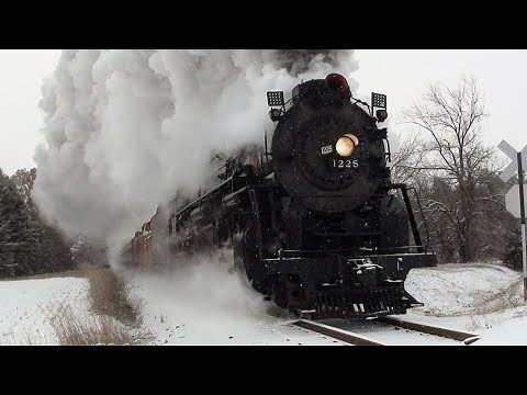 Pere Marquette 1225 Polar Express in the Snow! ft. 611's Whistle 12-9-17