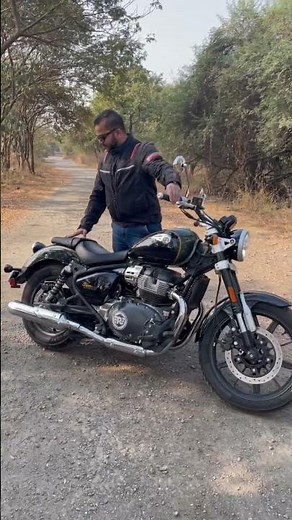 Royal Enfield Super Meteor 650 Exhaust Sound