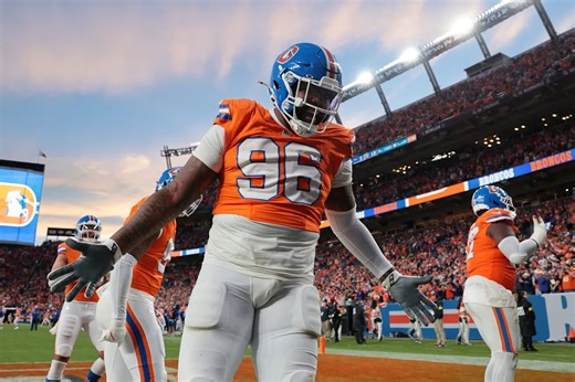 Highlights from Broncos' win over Chargers in Week 18
