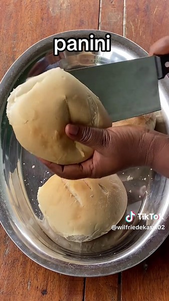 Recette de Panini Ivoirien Savoureux avec Bara Musso