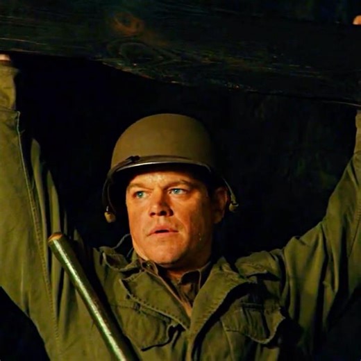 💥 Teammate steps on a landmine! 😱 #The Monuments Men #war #funny