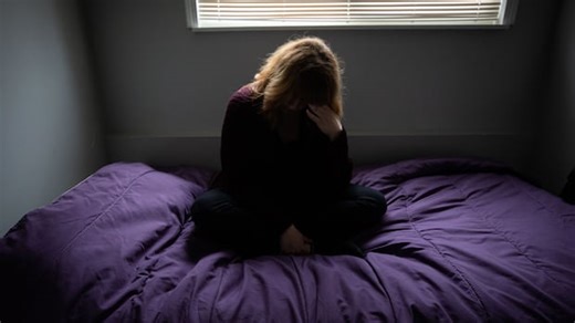 Former NHL star calls attention to 'staggering' rate of concussions for domestic violence survivors