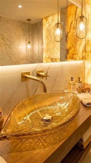 Making a LUXURY Golden Leaf Sink from Resin! 🍃✨#resinsink #diyhomedecor #bathroomdesign #shorts