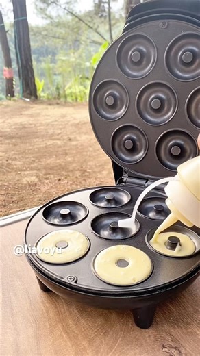 Donut maker #donuts #shortvideo