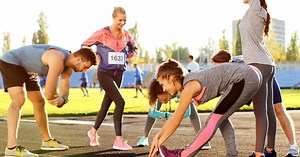 15 stages mums go through at the sports day parents’ race - Netmums