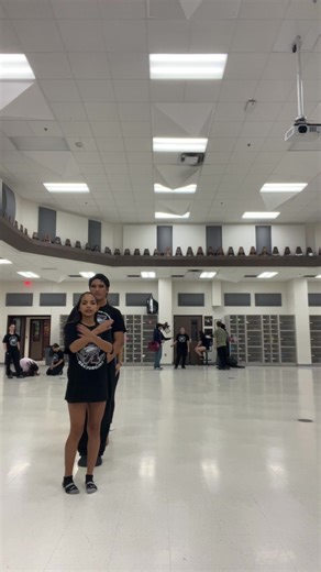 A little something for champs 💋 @Siena @AnGeLL @Isis💋 @ferniepoo #rowletthighschool #winterguard #colorguard #foryoupage #stateside