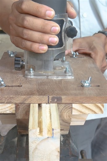 DIY and Hack Making Router Guide Jig For Woodworking Project #jig #router #diy #woodart #wooddesign #woodcraft #woodworking #wood #tipswoodworking #wooddiy #woodwork #woodjoinery #Japanesejoinery #joinery #amazing #FacebookReelsContest #Wow #tricks #reelsfb #reelsviral #reels​ #carpentry #carpenter | Woodworking Crafty