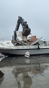 4K views · 42 reactions | When the boss discovers the song of the...