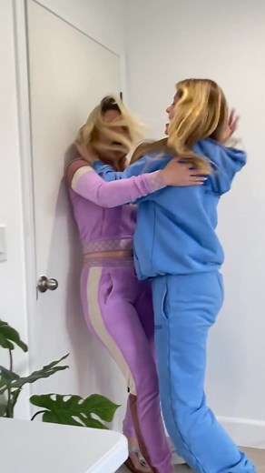 Surprising my best friend at her house🥺❤️ @Hannah Stocking | hannahstocking