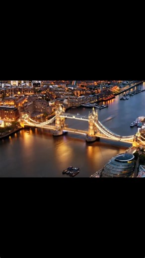 23K views · 2.4K reactions | London at night ❤ | London Travel Tips | Facebook