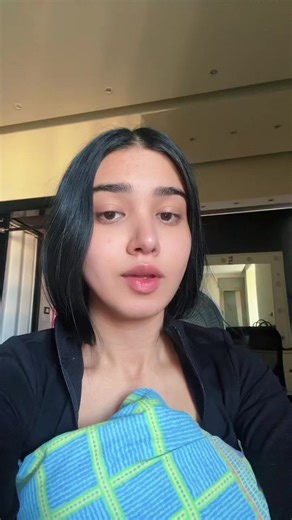 The Attractiveness of Modesty in Girls