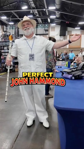 This John Hammond Cosplay Was Spot-On! 🦖 | Washington State Summer Con 2026