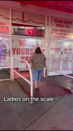 #girlsonthescale #vivalasvegas33 #fremont33 | how much do you weigh?