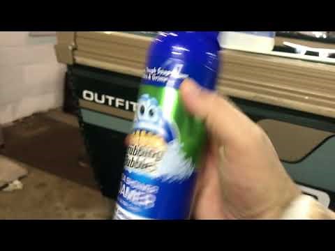 Clean Your Boat Distilled Vinegar & Scrubbing Bubbles