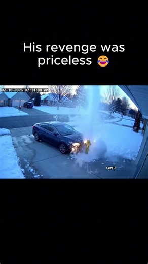 Car vs Snowman 😂 #failvideo #funny