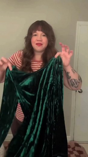 Guess what #ModSquad —today’s deal of the day is 35% off select dresses. 👗 | ModCloth