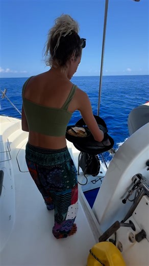 142K views · 1.8K reactions | It’s official… mid ocean sourdough - is the best ⛵️ Good news, @bellafothergill has created the ultimate sourdough guide for those who are keen to have a crack themselves  Link in bio  | Sailing with six | Facebook