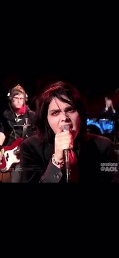 MCR performing You Know What They Do To Guys Like Us In Prison live in 2005 on Sessions@AOL I Credit: MCR & Sessions@AOL I #aol #live #rock #mcr #mychem #mychemicalromance #gerardway #mikeyway #raytoro #frankiero #rocknroll #2005 #throwback #ykwtdtgluip #cfsr #threecheers