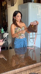 Why do people like chic and compact backpacks? 🤔 Not only is it easier to carry, but compact backpacks are usually more versatile and can easily transition from casual to more formal settings. 🎒🤎 Welcoming a first-time customer with open arms and her stunning Damier Ebene Clapton Backpack! 🫢💫 Our meticulous buying process includes physically see the items in-person to ensure we are able to inspect all potential flaws before giving a precise and proper appraisal for an item. 🤩 For swift buy