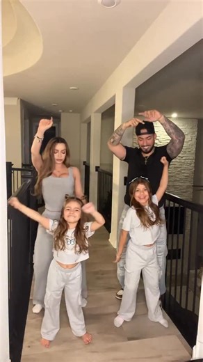 Ruby Cortez on Instagram: "Asi wei? #mainfamily"