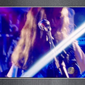 43K views · 501 reactions | The official video for my new single 'Statues' is available to watch now! It's super cute, hope you enjoy! ☺️ | Amy Macdonald | Facebook