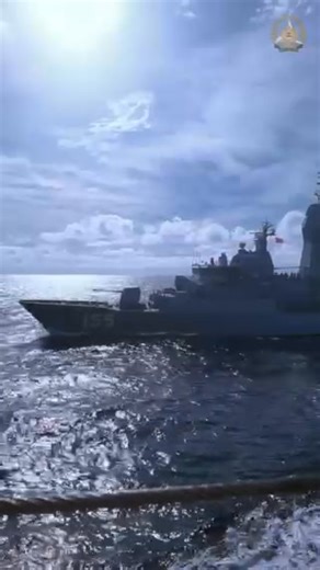 HMAS Ballarat (FFH155) conducted final approach procedures for Light Replenishment-at-Sea (RAS) operations with BRP Jose Rizal (FF150). (Video by TSg Obinque PAF/PAOAFP) | Armed Forces of the Philippines